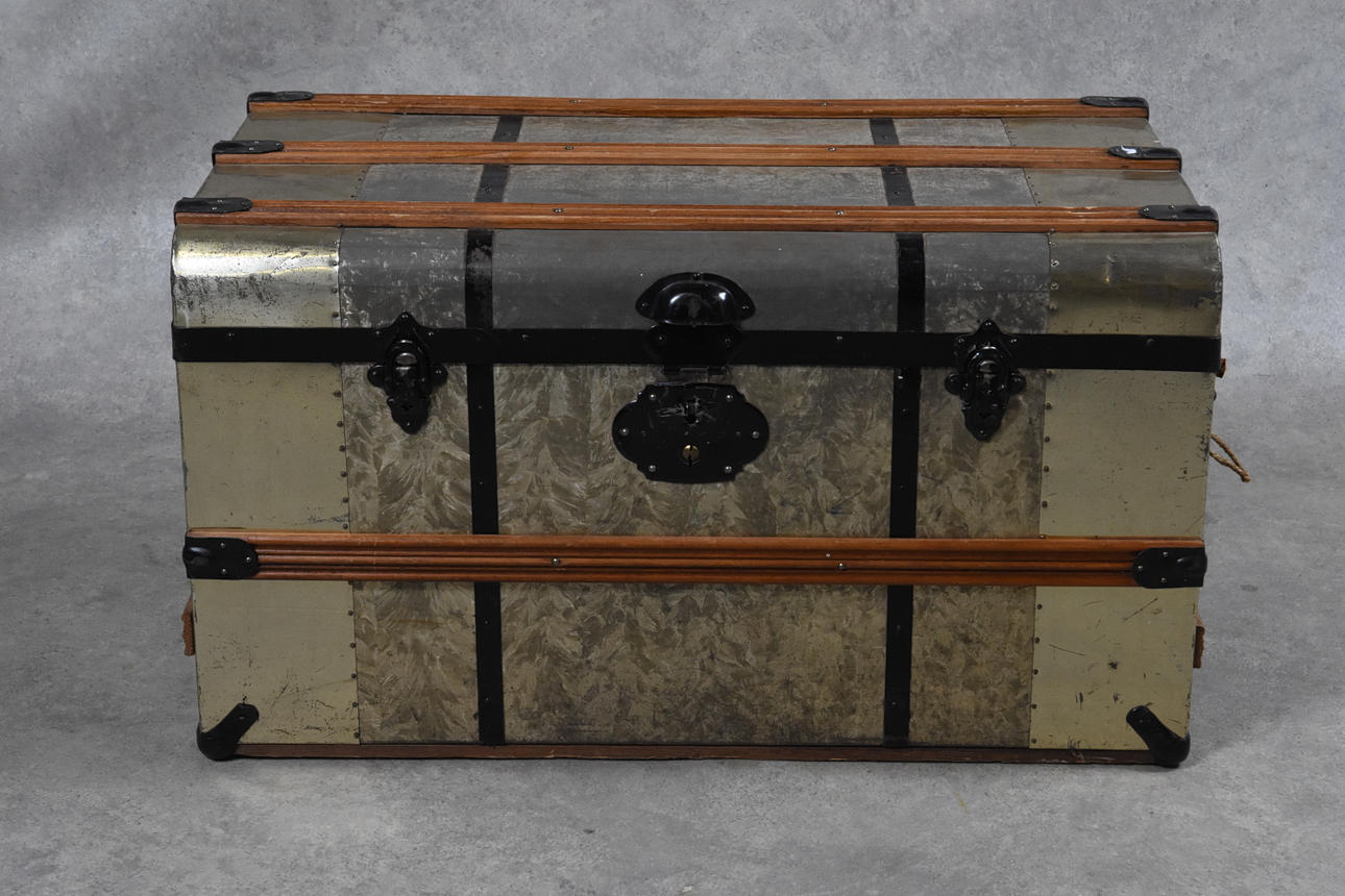 KOFFERT, 1900 talets början.