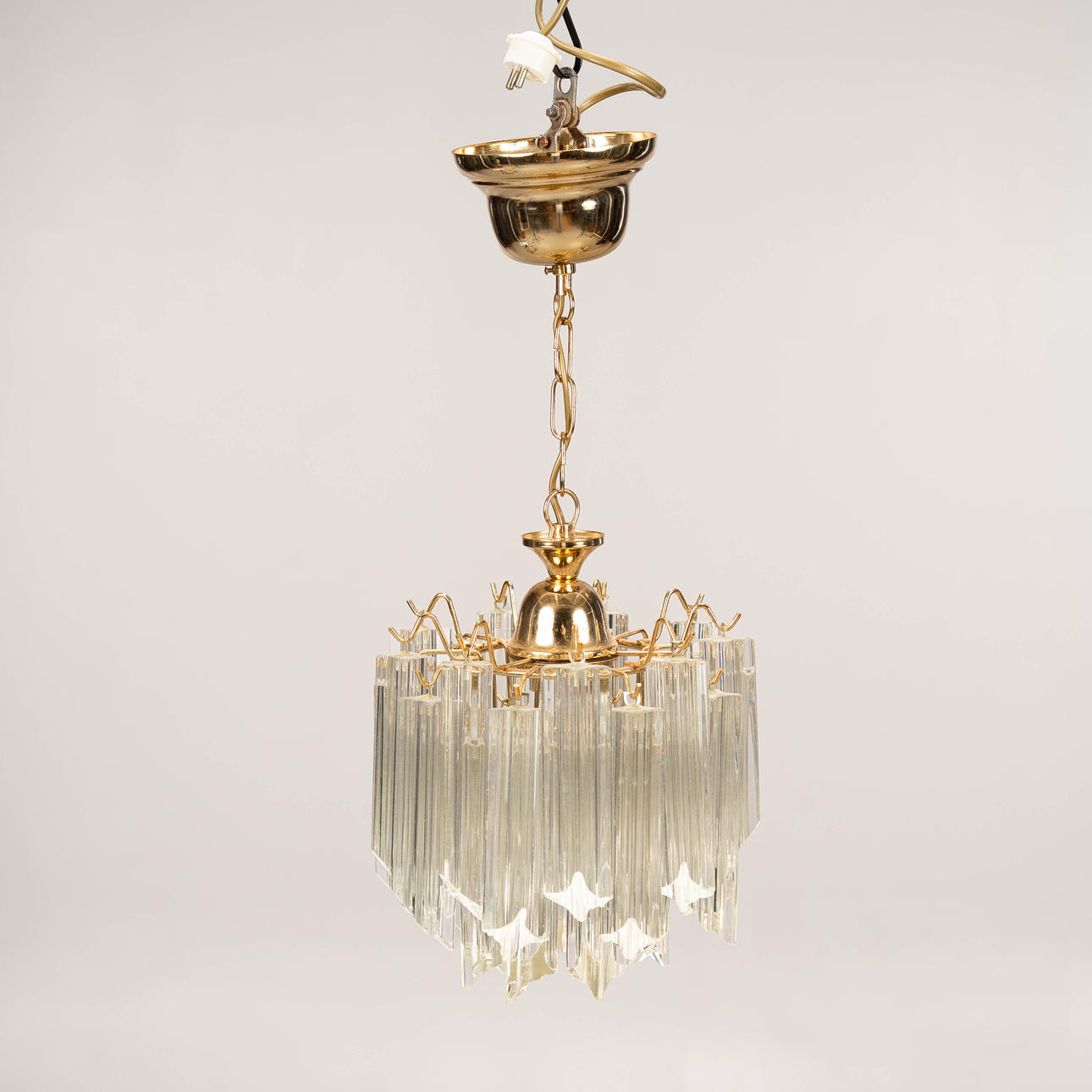 TAKLAMPA, Prismor, 1900-talets andra hälft.