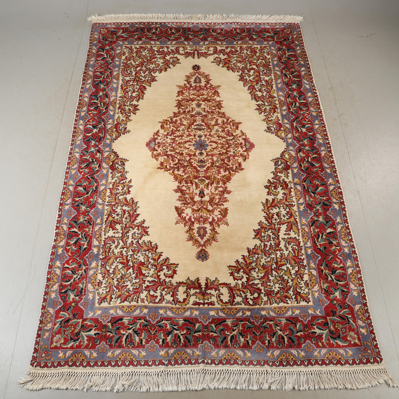 MATTA, orientalisk, 290 x 180 cm.
