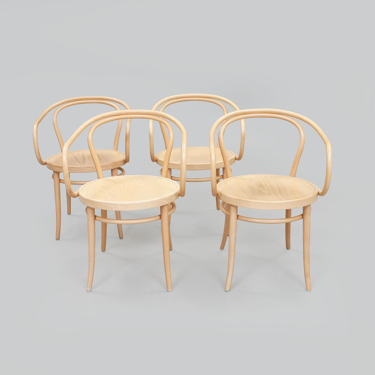 MICHAEL THONET. Armchairs, 4 pcs, No 30, Ton.