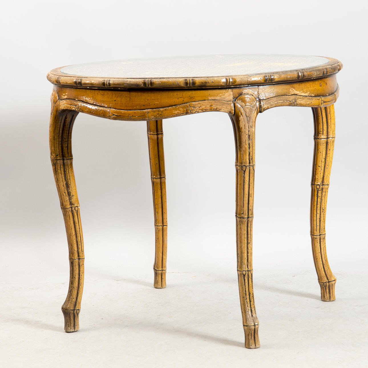 BORD, bambuimitation, rotting och glasskiva.