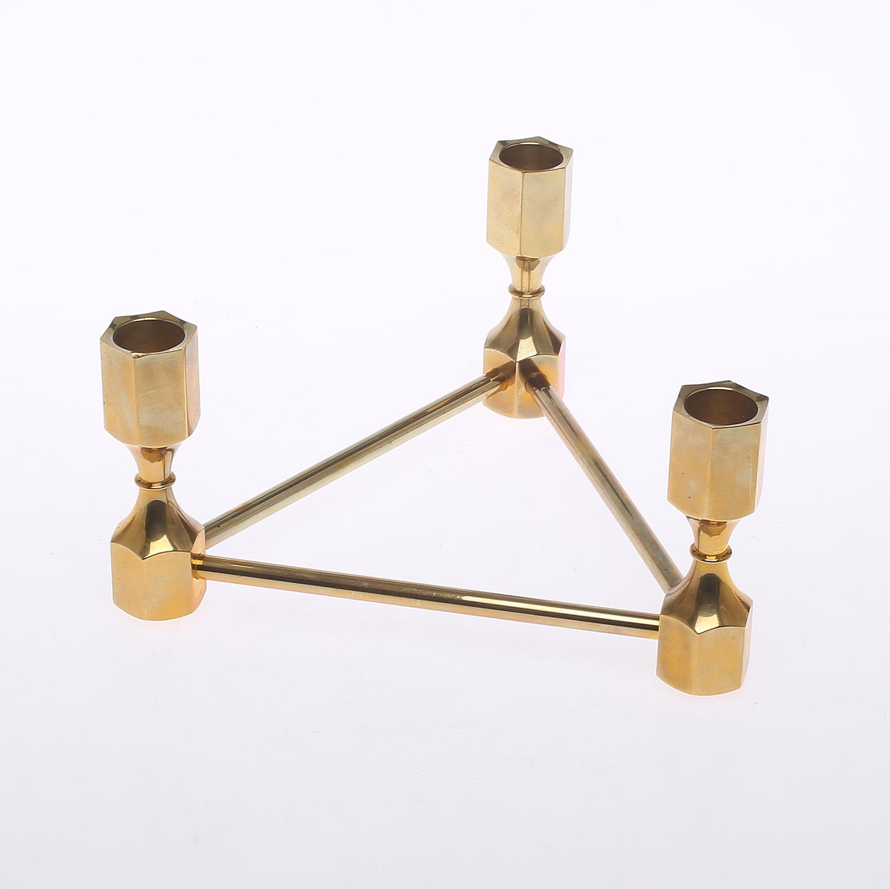 LJUSSTAKE, för 3 ljus, mässing, Metallslöjden Gusum.