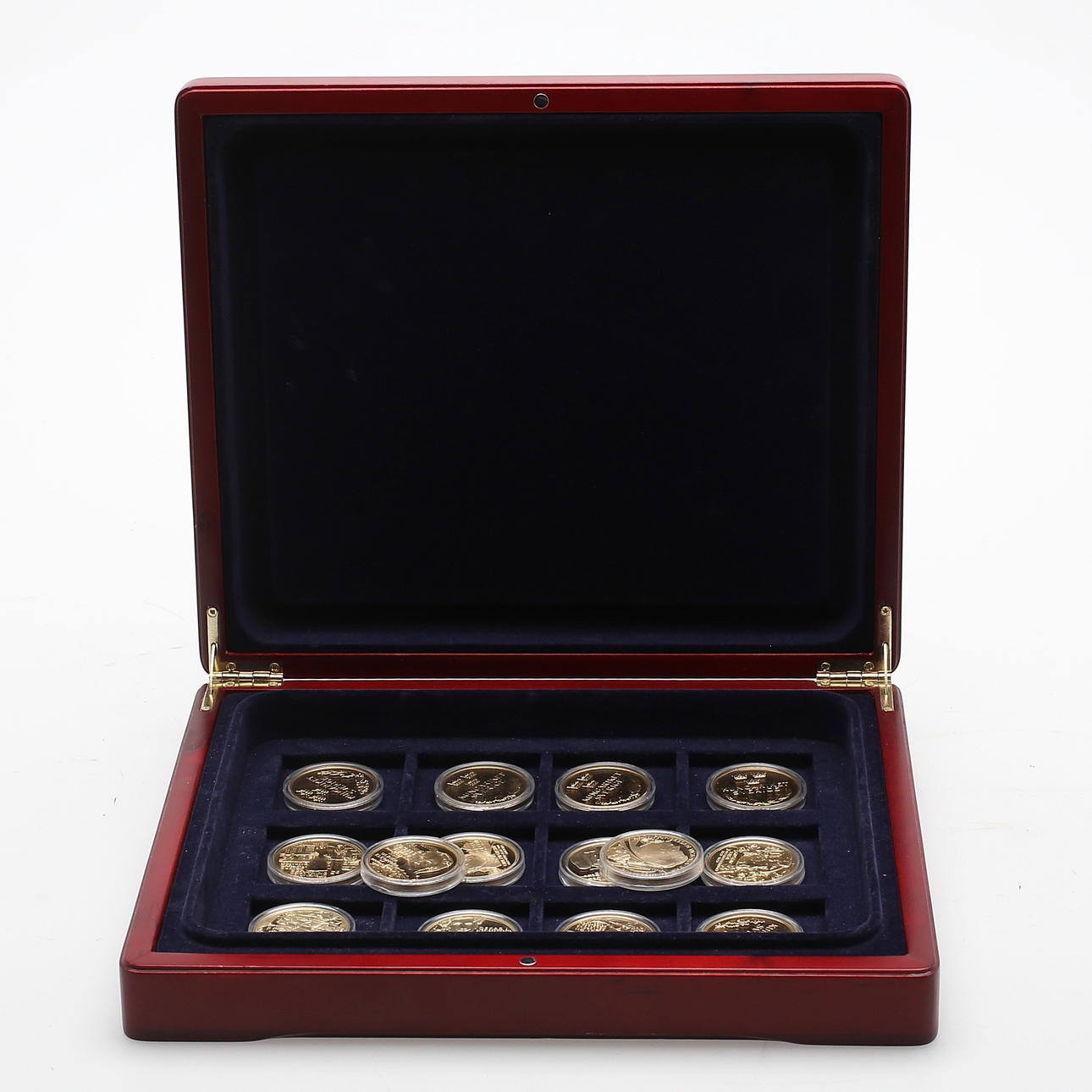 MINNESMYNT, silver, 14 st "Kungariket Sverige". Vikt ca 373 g.