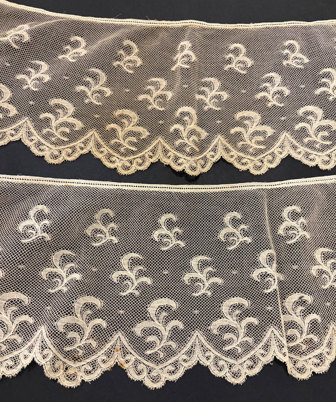 Lace border, probably from Brussels, 19th Century.