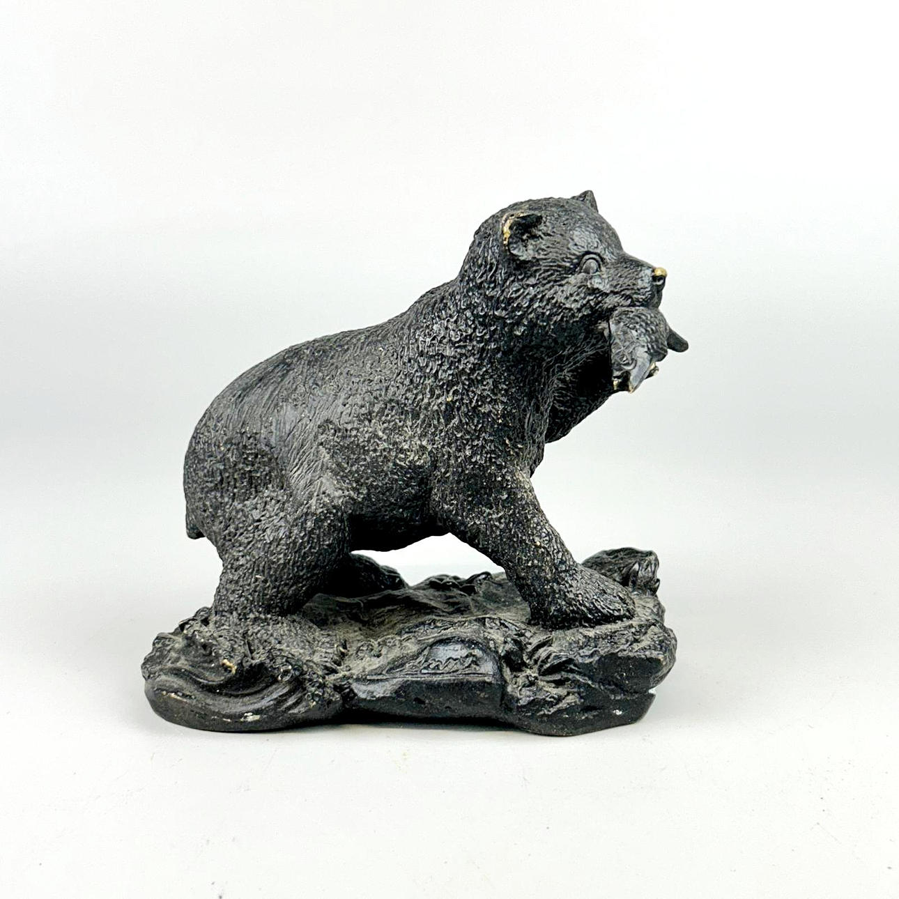 BRONZE FIGURE OF BEAR.