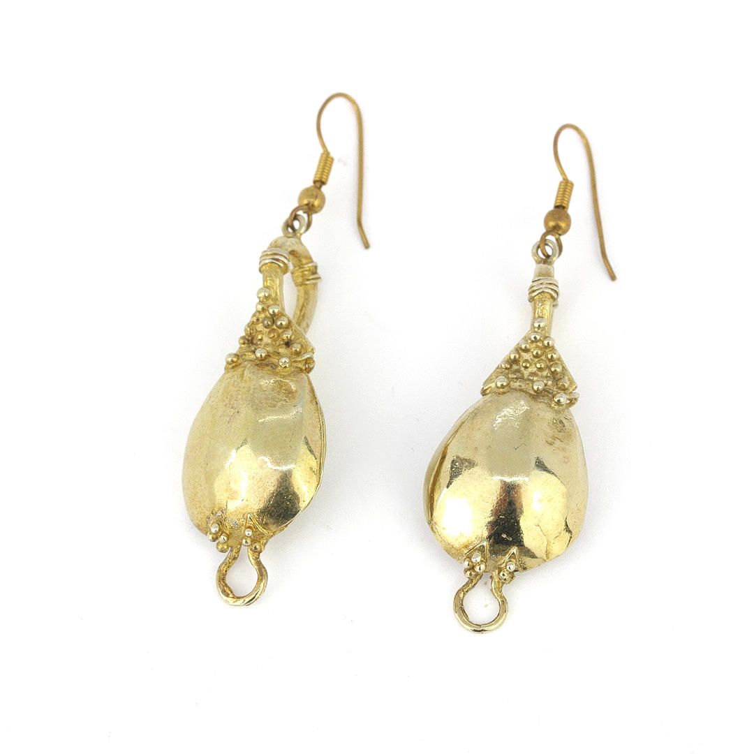 SILVER GILT EARRINGS.