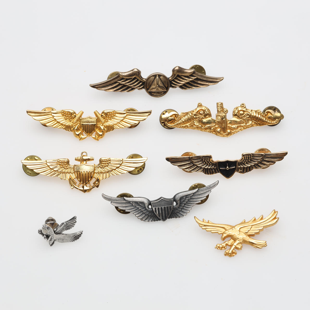 PILOT WINGS 8 pieces.