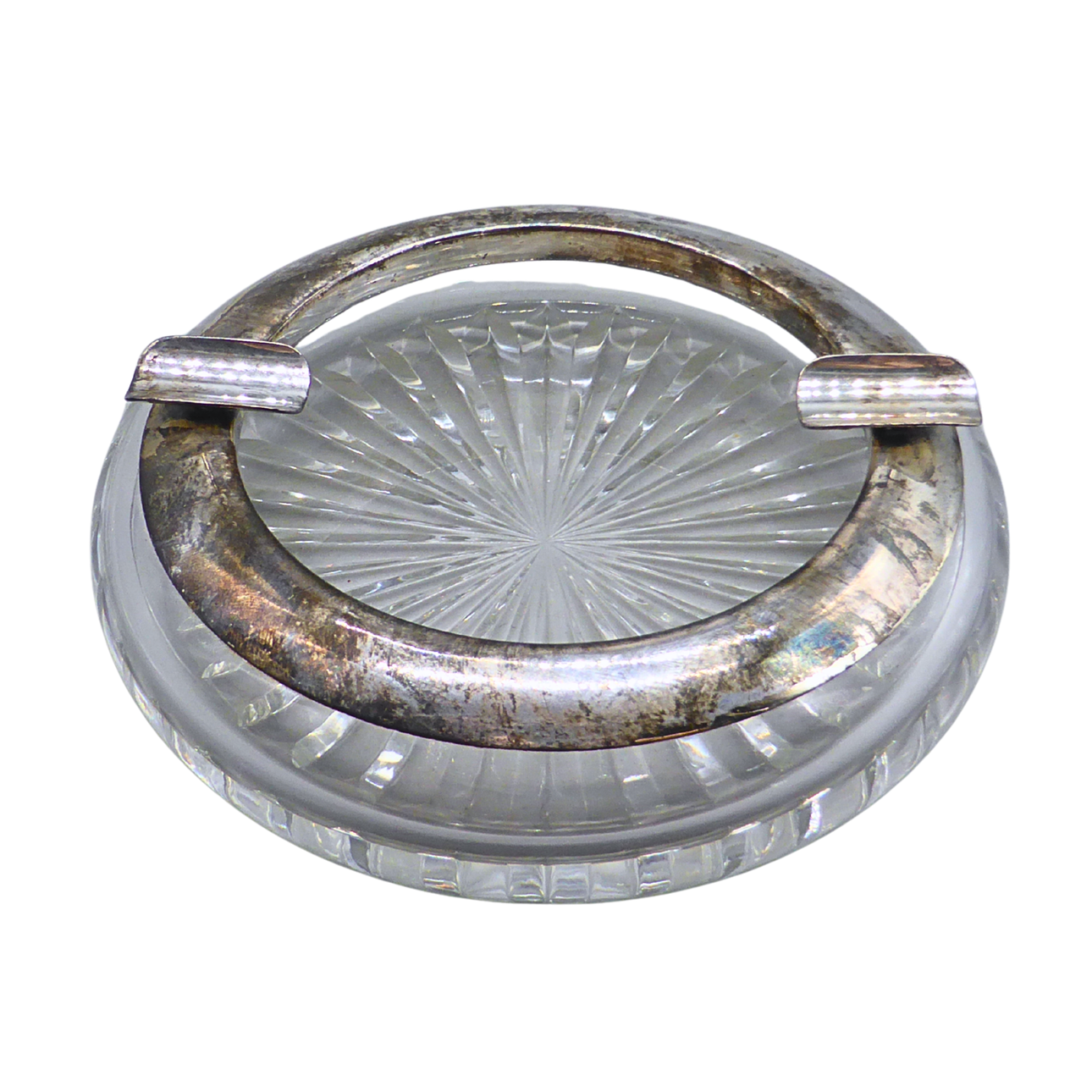 CRYSTAL ASHTRAY WITH SILVER RIM. Glass - Other - Auctionet