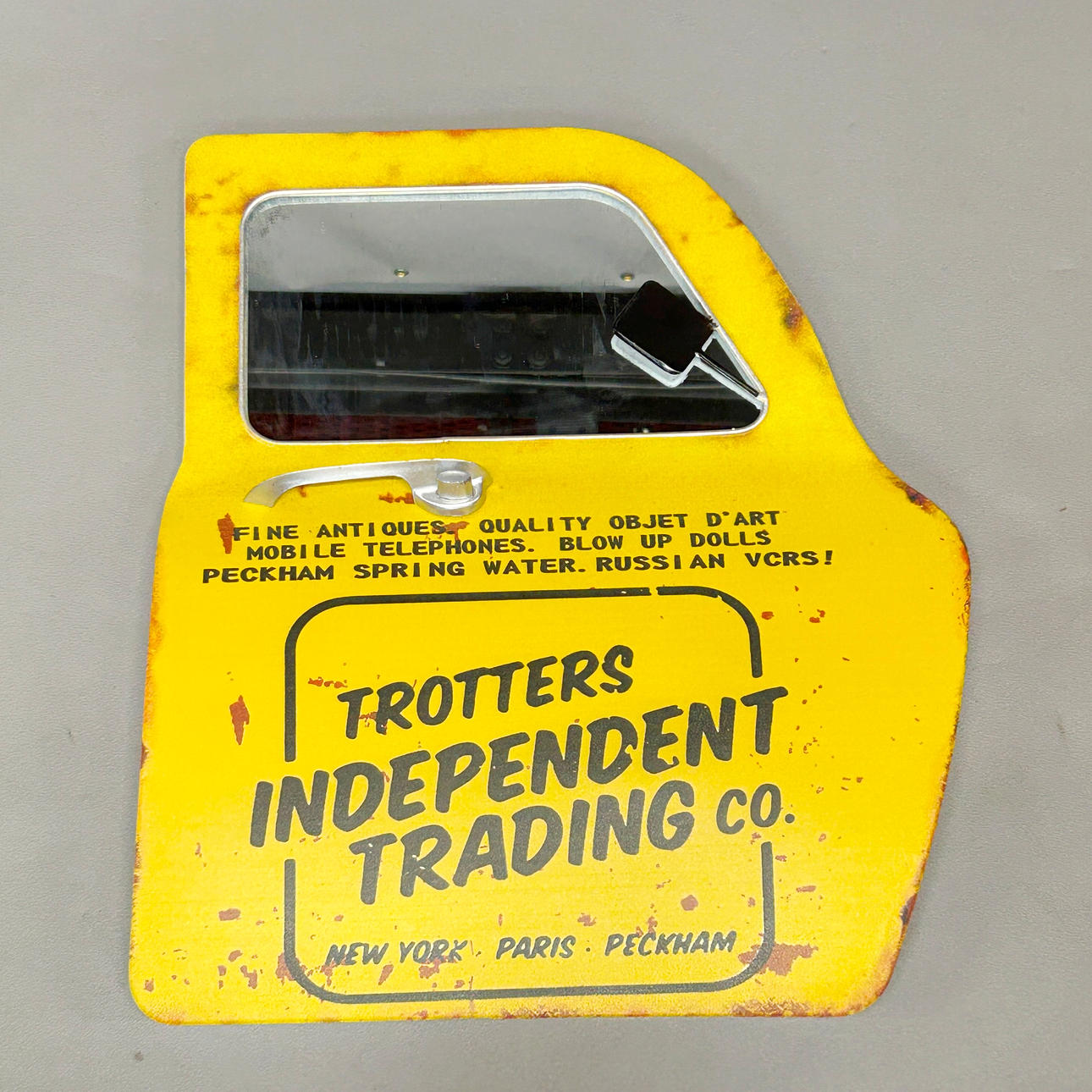 ADVERTISING MIRROR.
