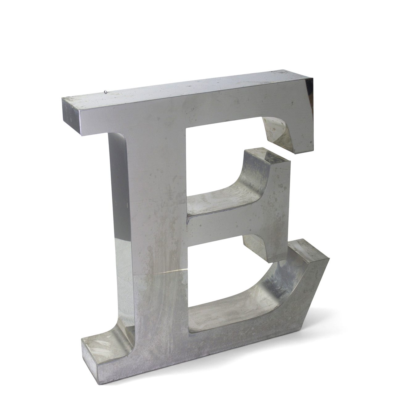 LETTER, "E", aluminium, 20th century.