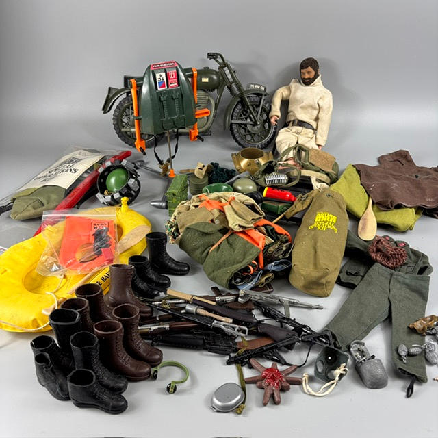 ACTION MAN UNIFORMS AND FIGURE.