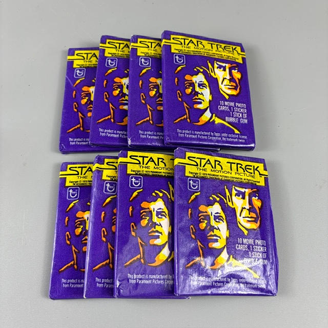 STAR TREK TRADING CARDS.