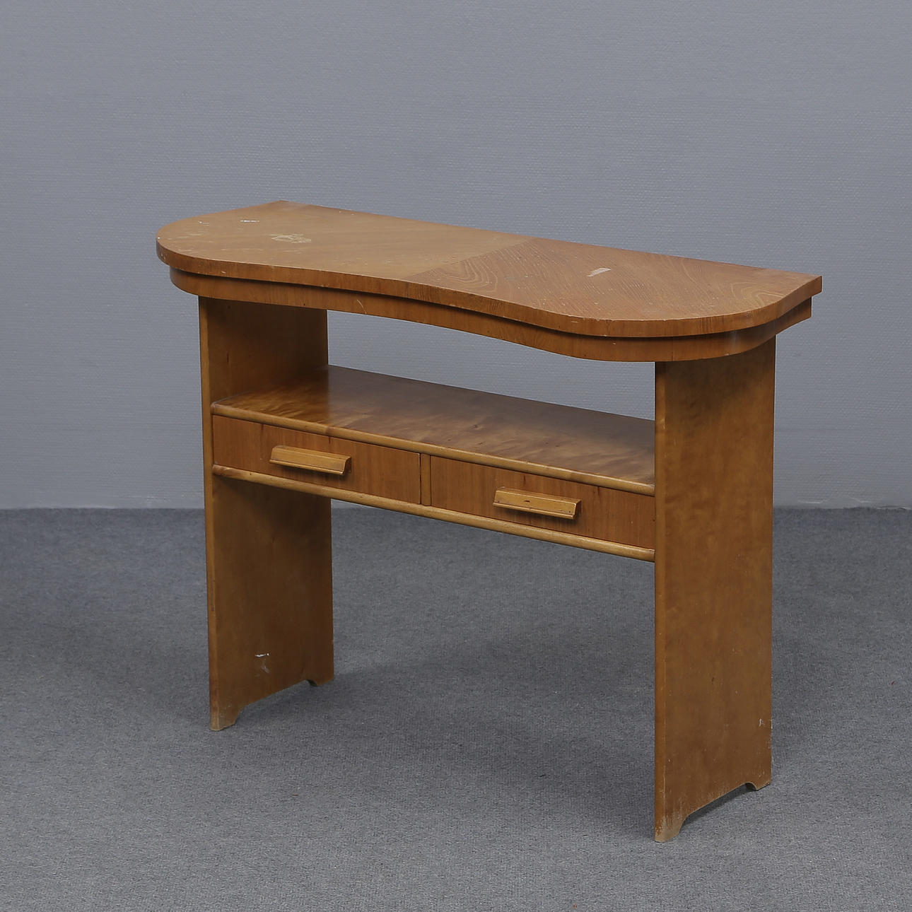 DRESSING TABLE, ELM VENEERED, 2 DRAWERS, 1940s.