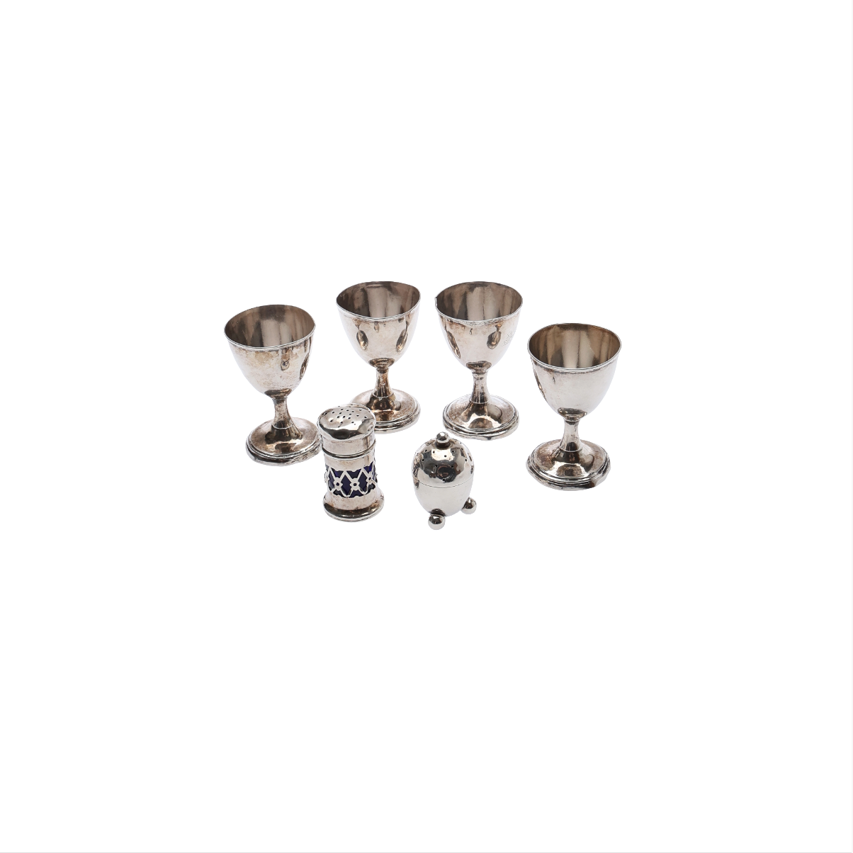 4 SILVER EGG CUPS AND 2 PEPPERETTES. (6).