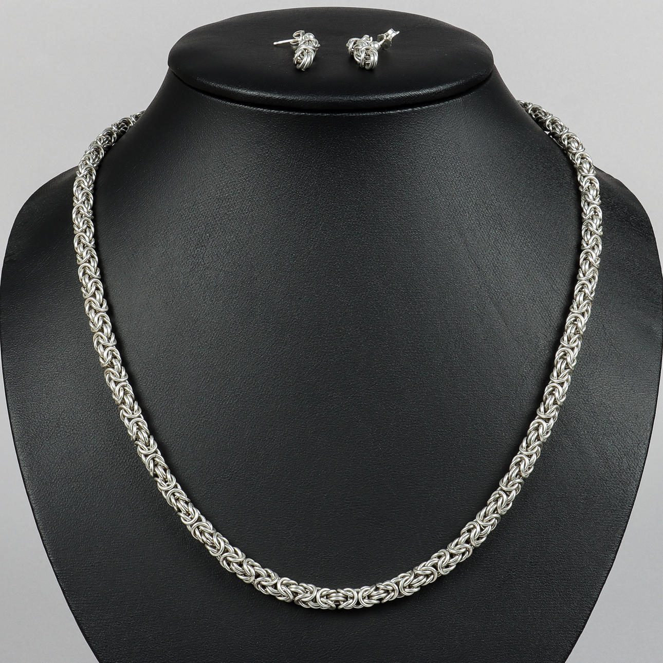 NECKLACE AND EARRINGS pair, sterling silver, "Byzantine chain".