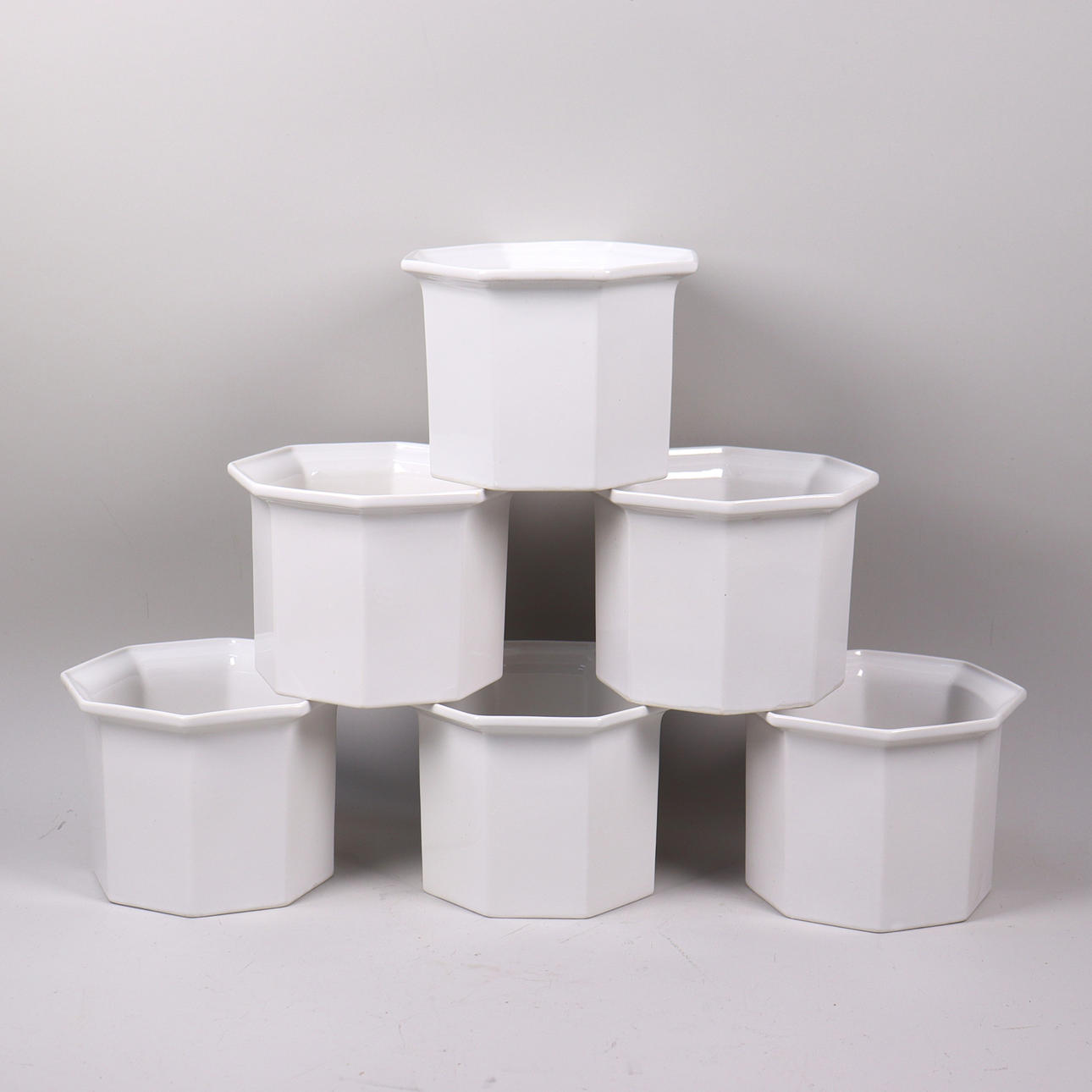 KARIN BJÖRQUIST. "Oktavius", cachepot, Gustavsberg, 6 pcs.