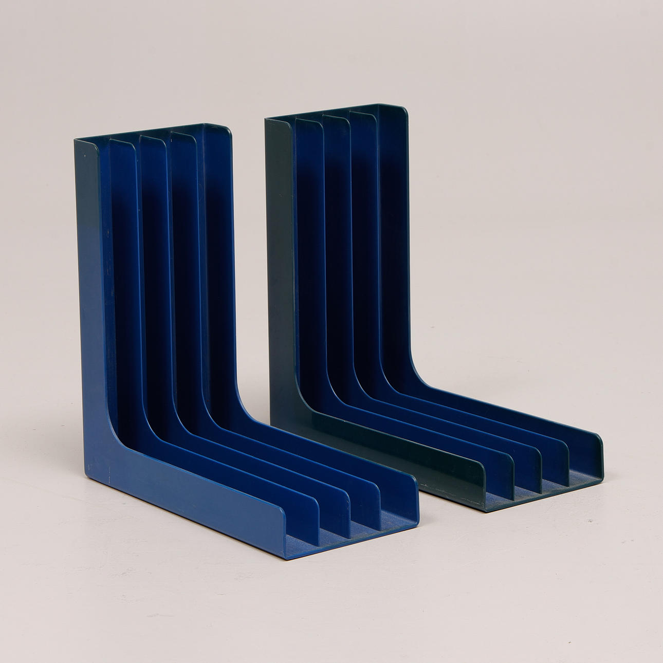 LP-STÄLL, Gustavsberg, plast, 1970-tal.