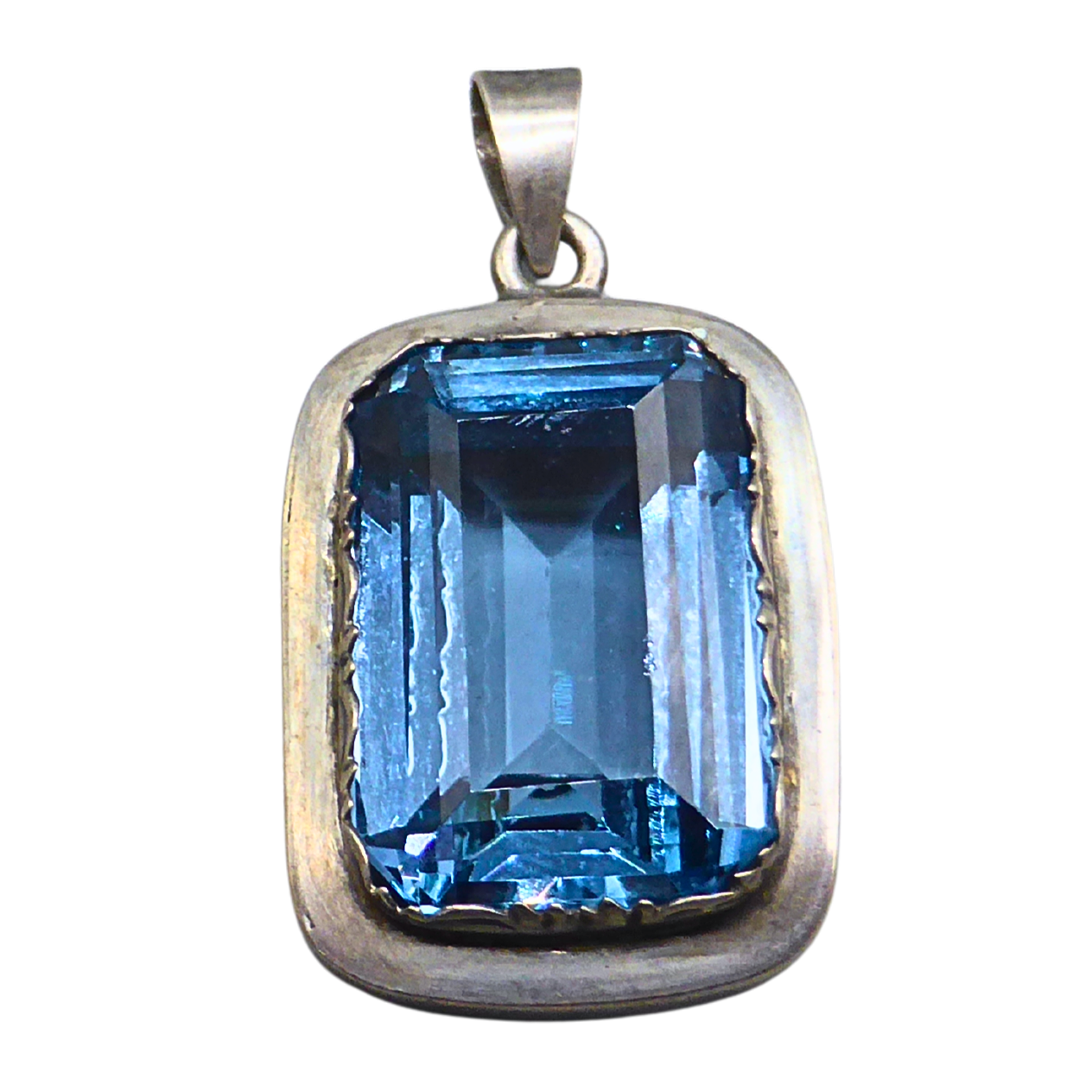 ART DECO PENDANT WITH LIGHT BLUE STONE.