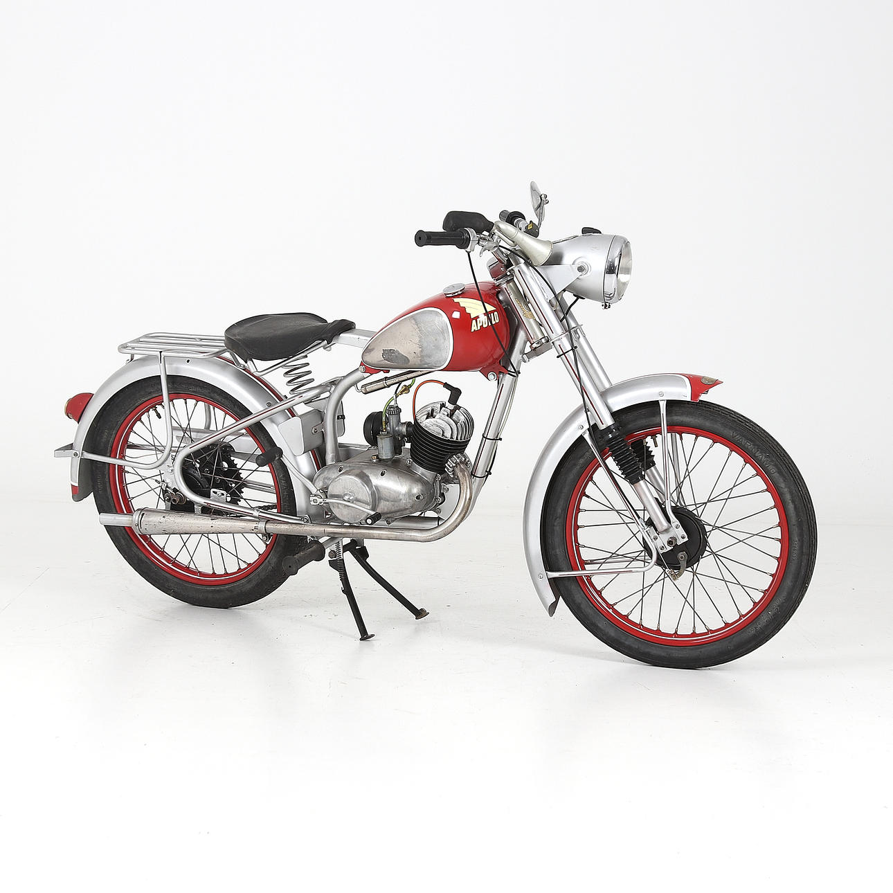 VINTAGE MOTORCYCLE, Apollo 69 JB. 1953.