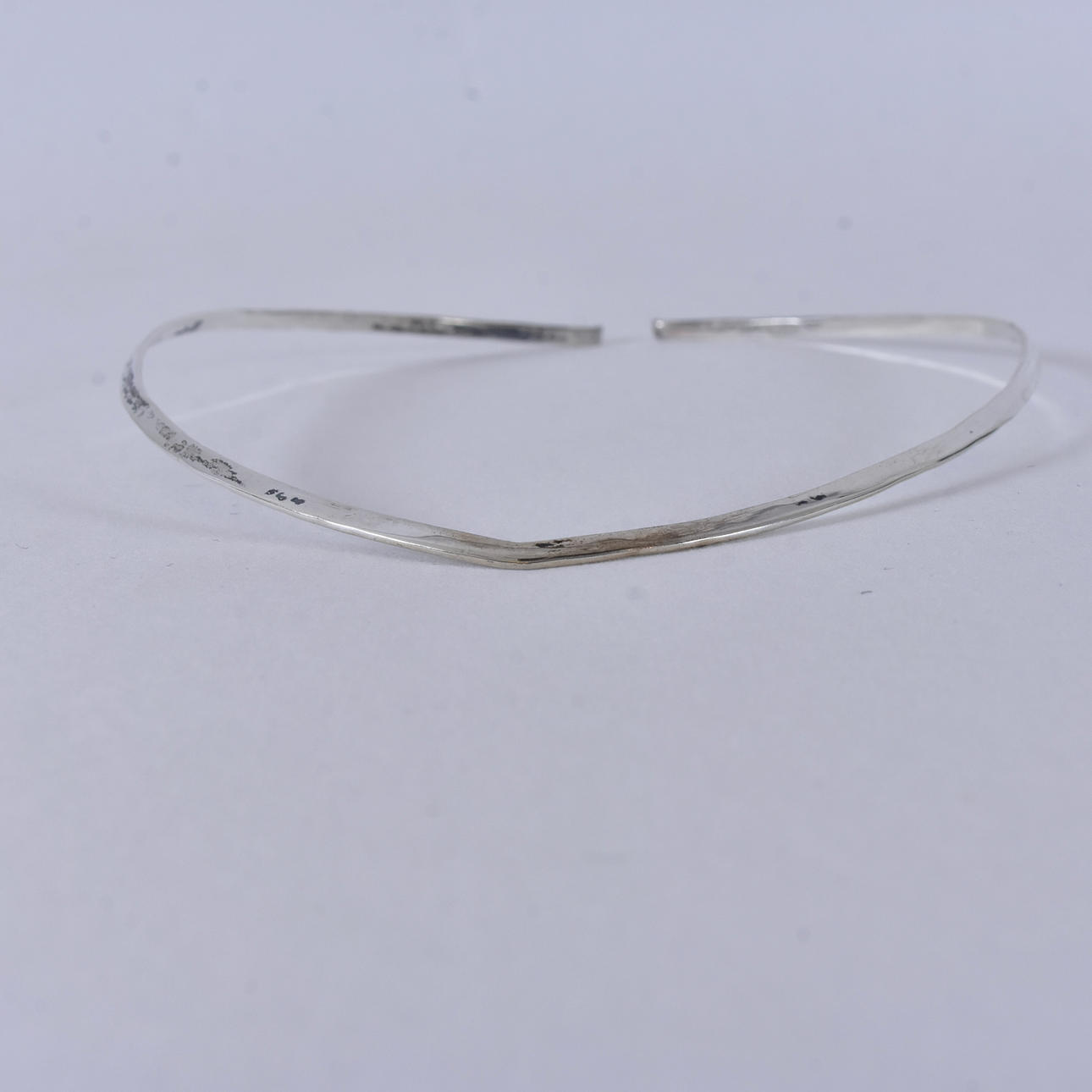 EINAR MODAHL. neck ring, sterling silver, Oslo.