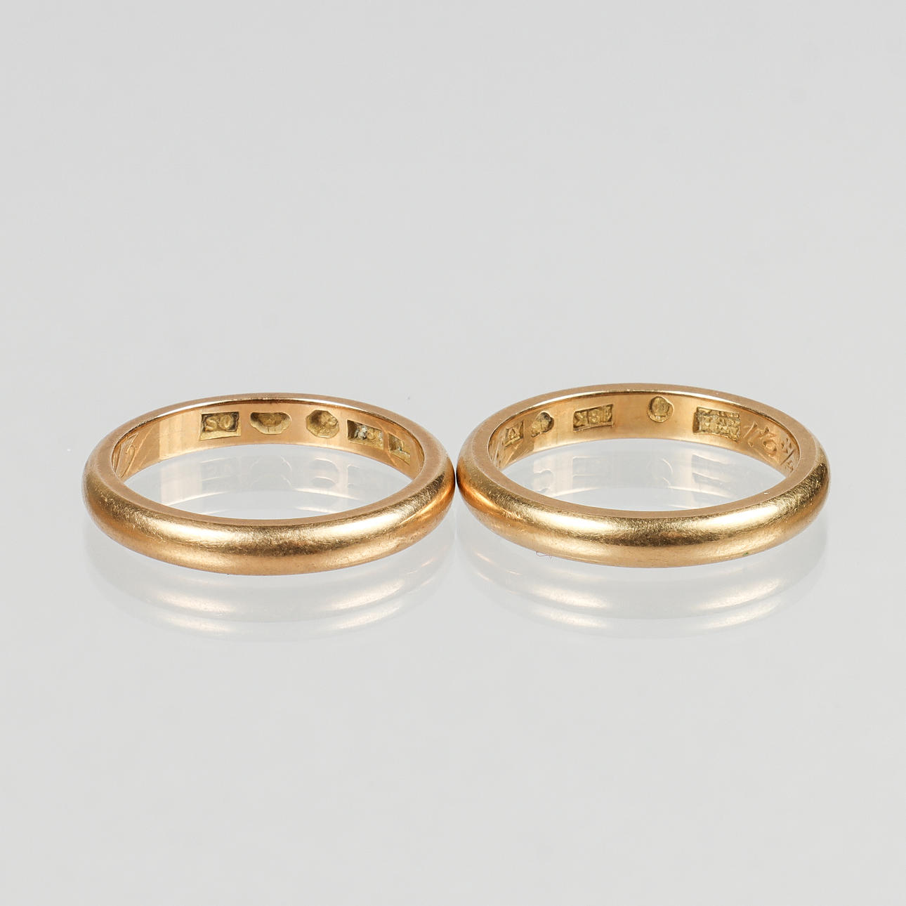 RINGS 2 pieces 18k gold.