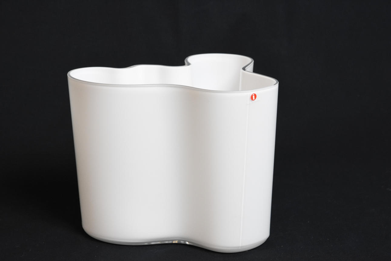 VAS, " Savoy " Alvar Alto.