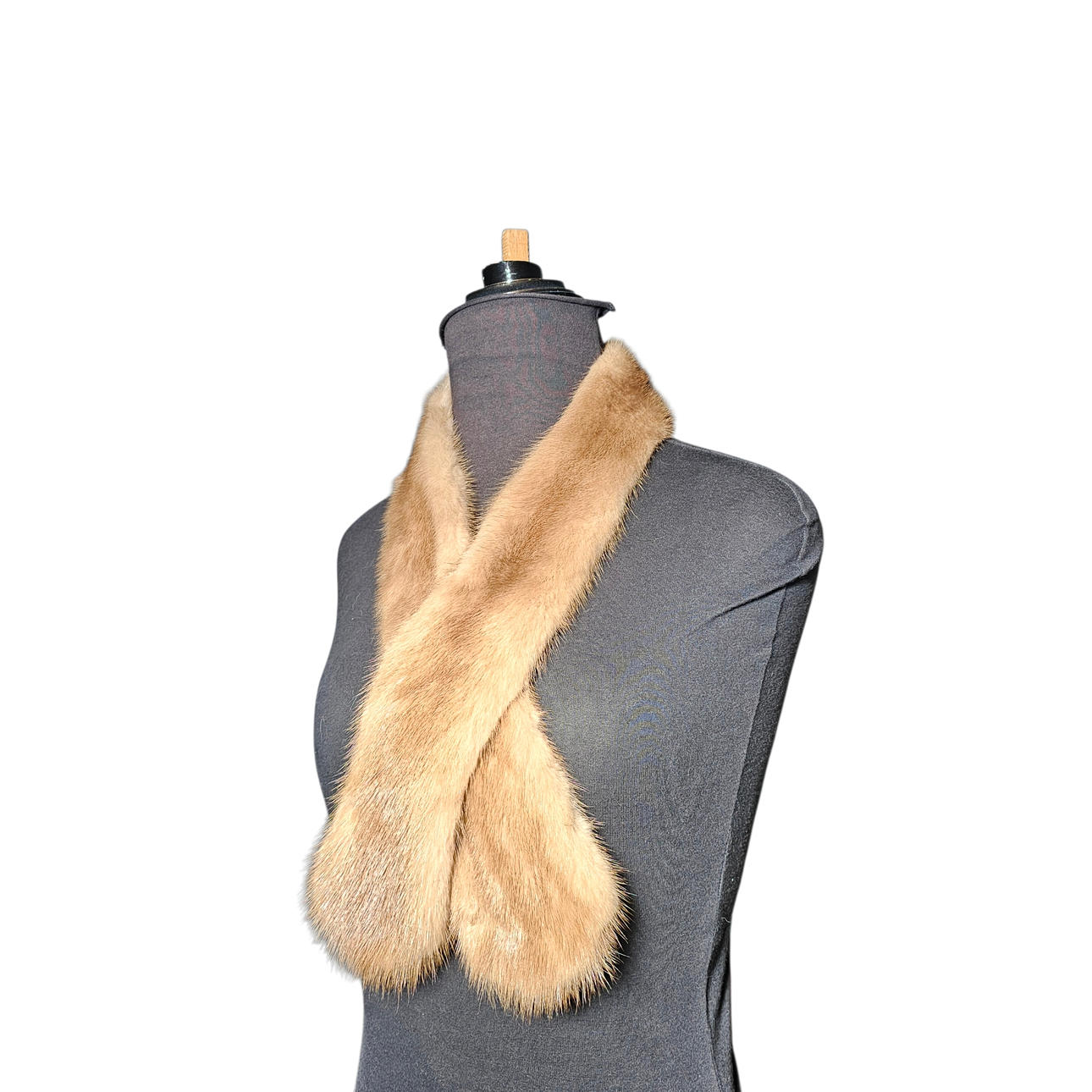 Mink fur collar in beige tones.