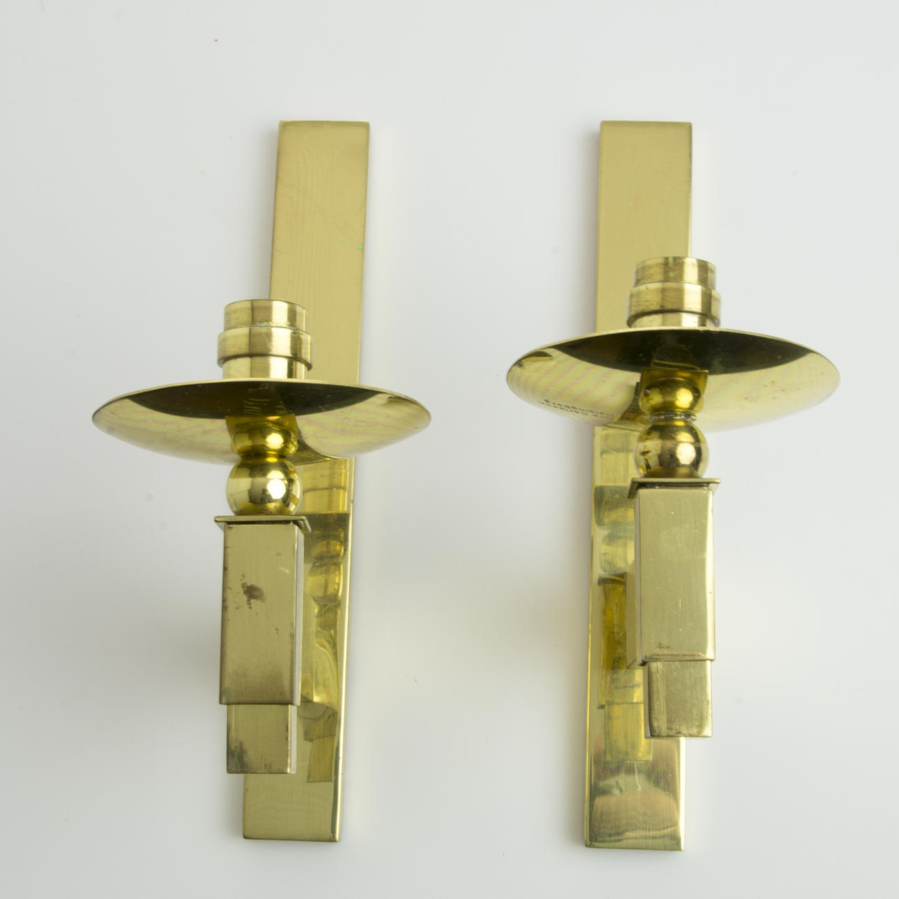 VÄGGLJUSSTAKAR, 1 par, mässing, Sölve Carlsson, Helsingborg.