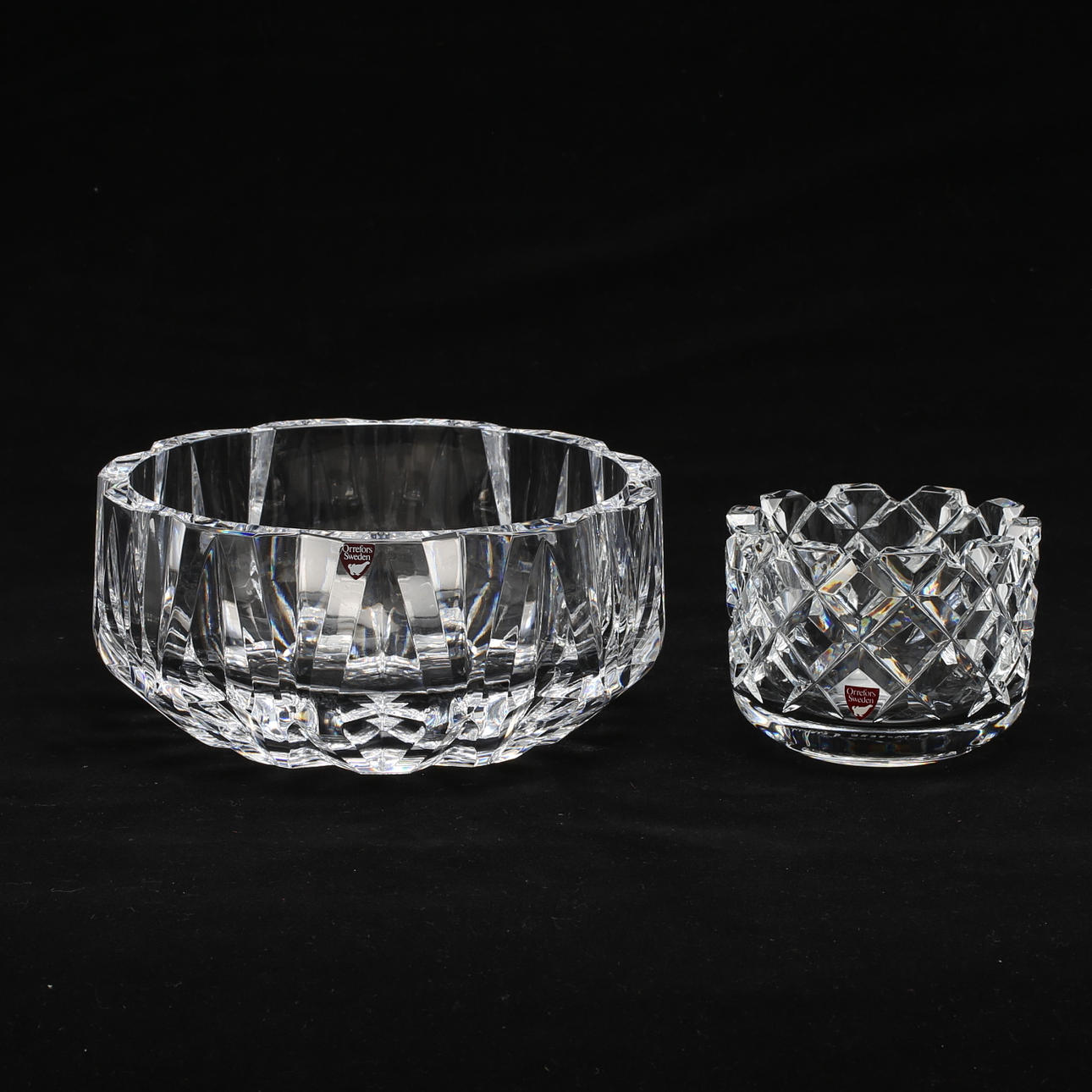 SKÅLAR, 2 st, slipad kristall, Sigurd Persson, Gunnar Cyrén, Orrefors, signerade.