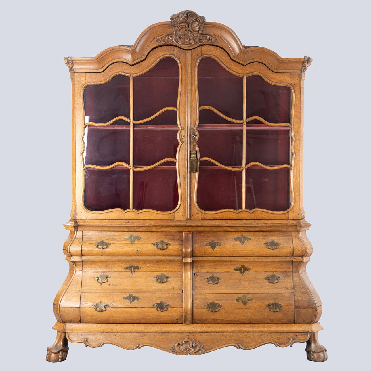 Rococo display cabinet, Netherlands, c. 18th century.