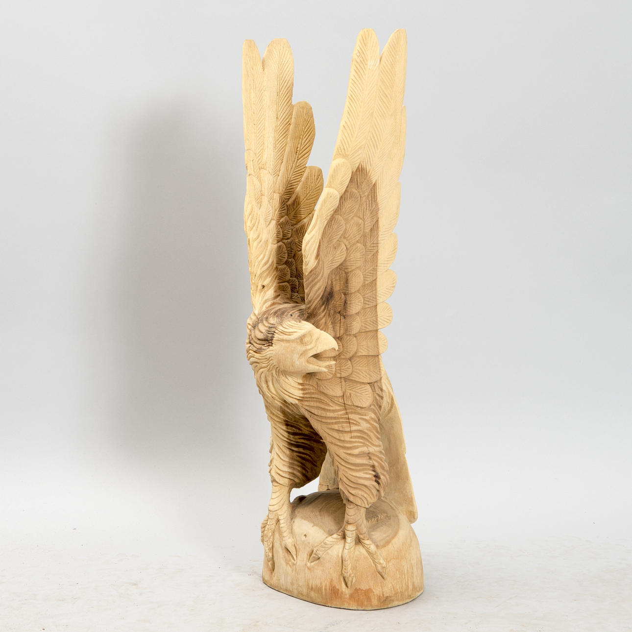 SKULPTUR, Adler, Holz geschnitzt, zeitgenössisch.