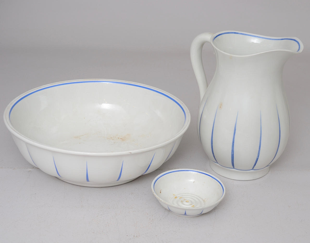 TVÄTTSERVIS GEFLE TRE DELAR.