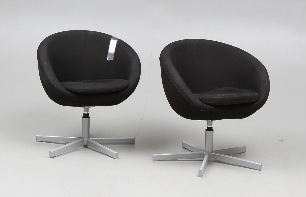 SNURRFÅTÖLJER, ett par. Ikea.