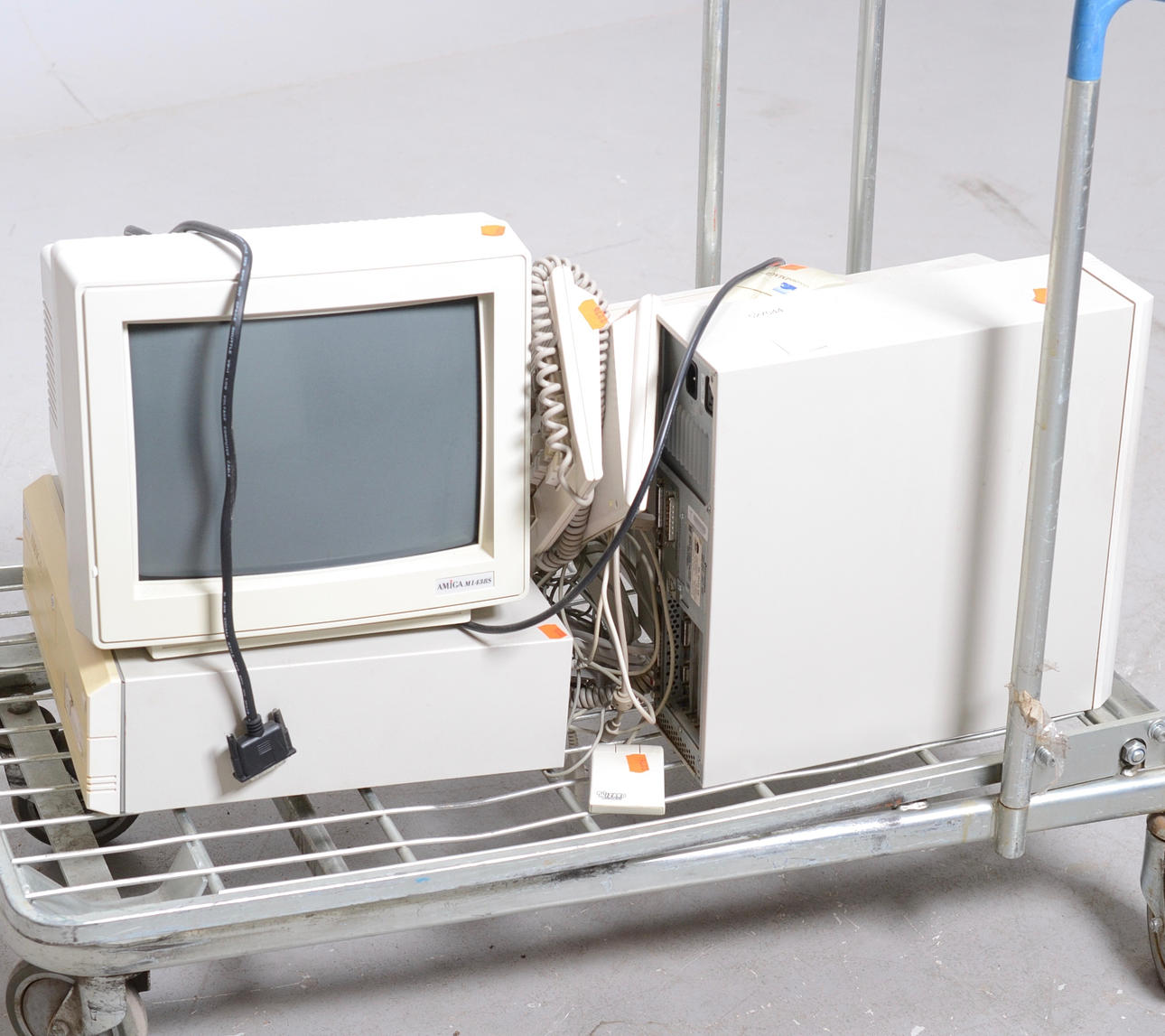 DATORER RETRO AMIGOR AMIGA 4000.