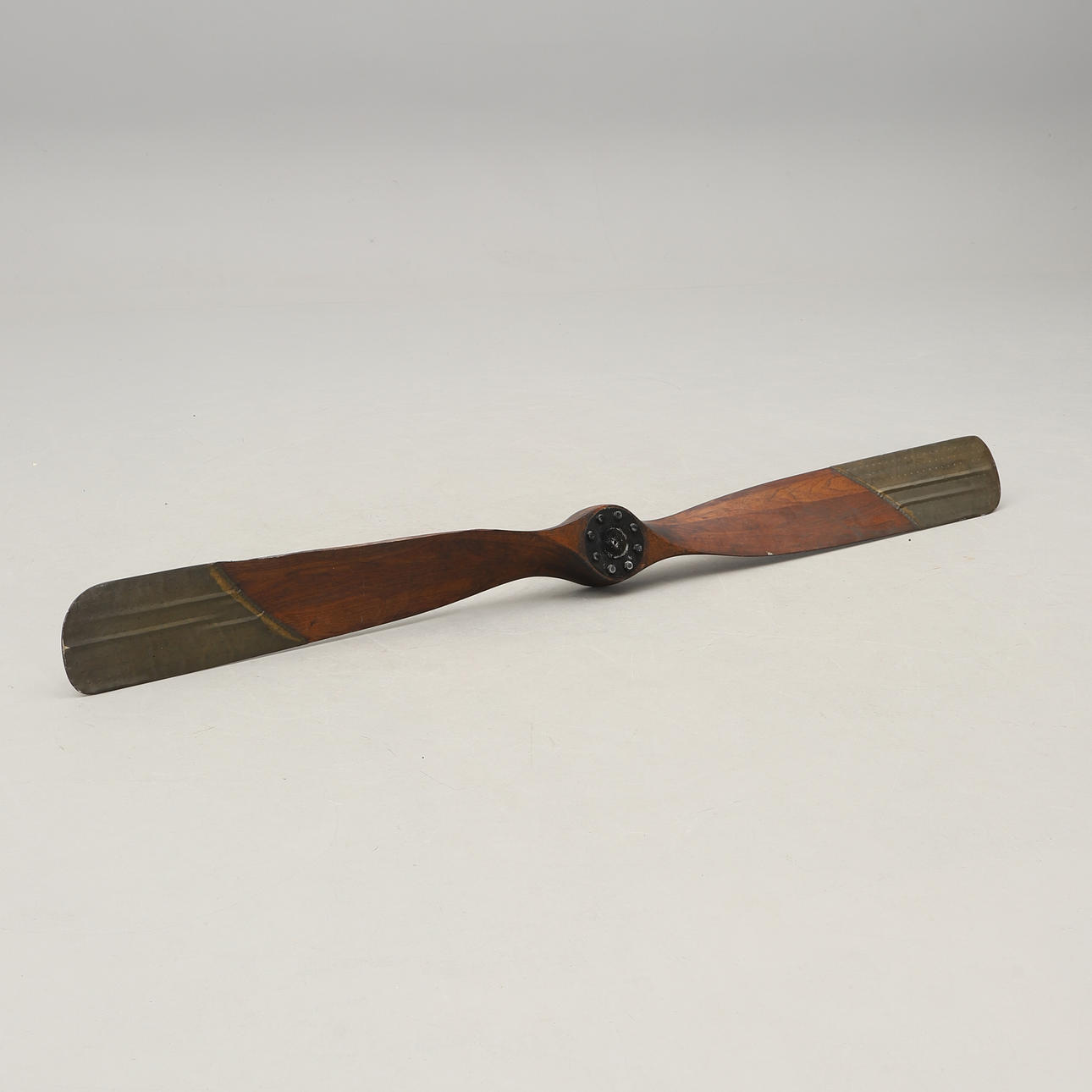 PROPELLER, wall decoration.