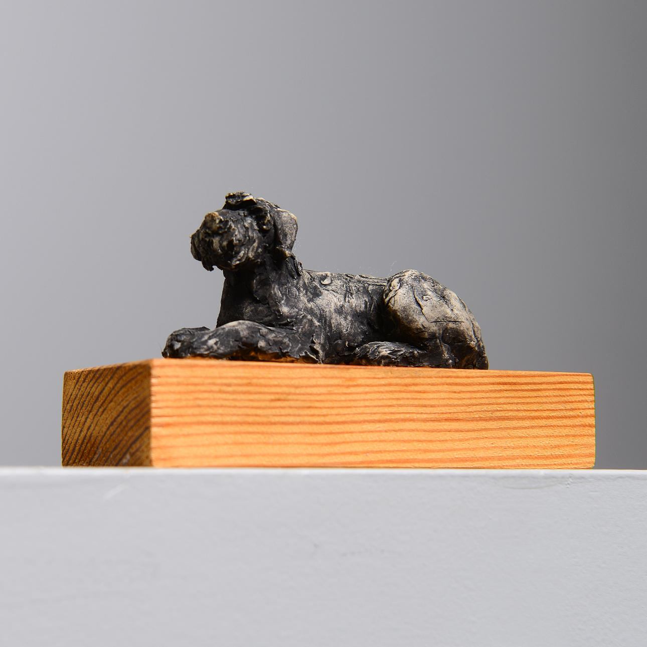 ANNA-KARIN BOODE. Sculpture, dog, signed under base.