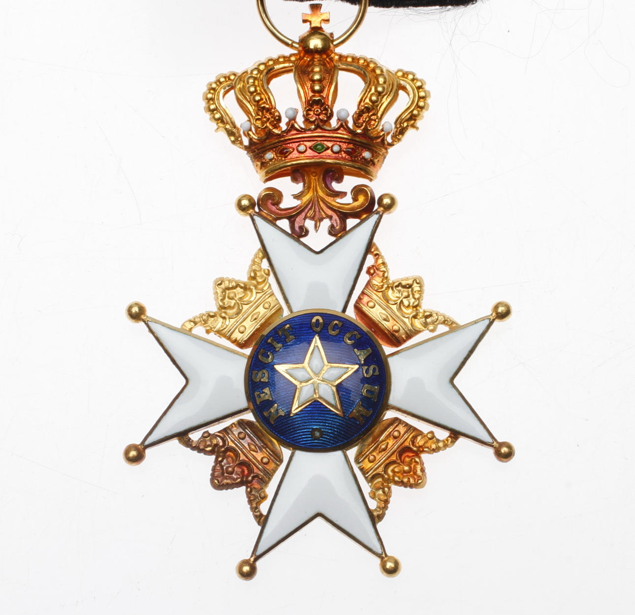 MEDALJ, 18k, guld, Nordstjärneorden, total vikt ca. 15,8 gram.