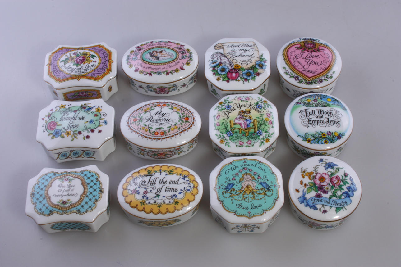 SAMLING SPELDOSOR, 12 st, Franklin Mint Porcelain.