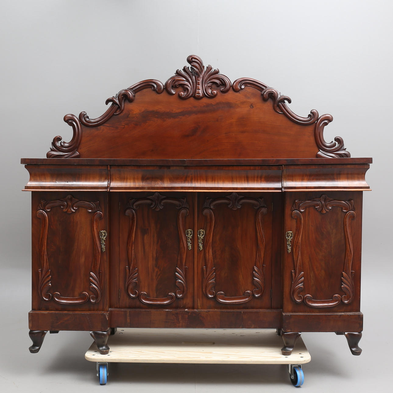 SKÄNK, nyrokoko, 1800-talets slut.