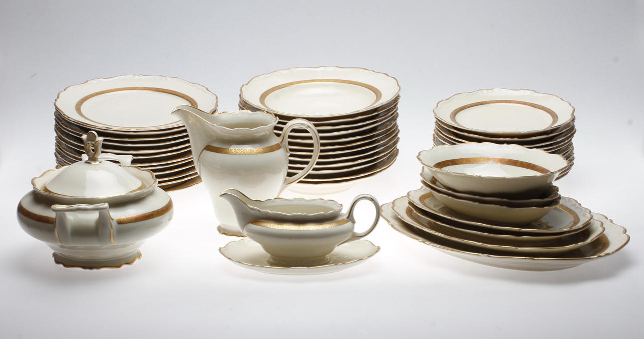 MATSERVIS, 45 delar, porslin, Karlskrona.