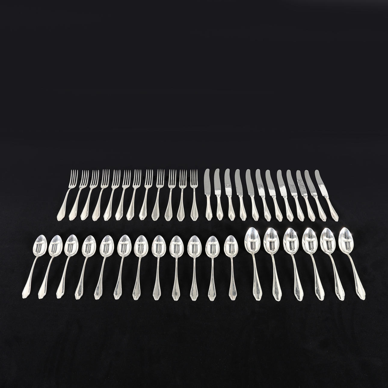 BESTICKSUPPSÄTTNING, nysilver, 42 delar, Mema.