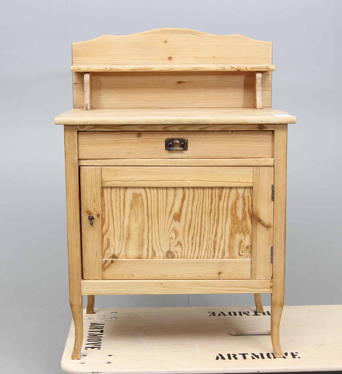 KOMMOD, furu, sekelskiftet 1800/1900.