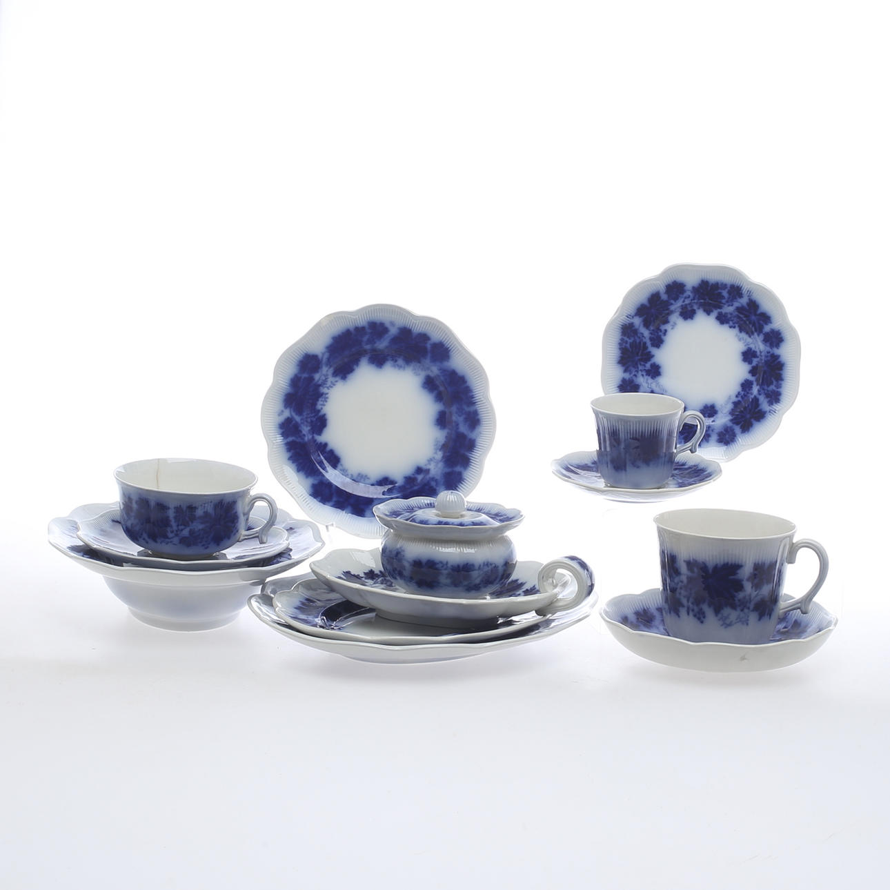 SERVISDELAR, 44 delar, "Vinranka", Arthur Percy, Upsala-Ekeby / Gefle.