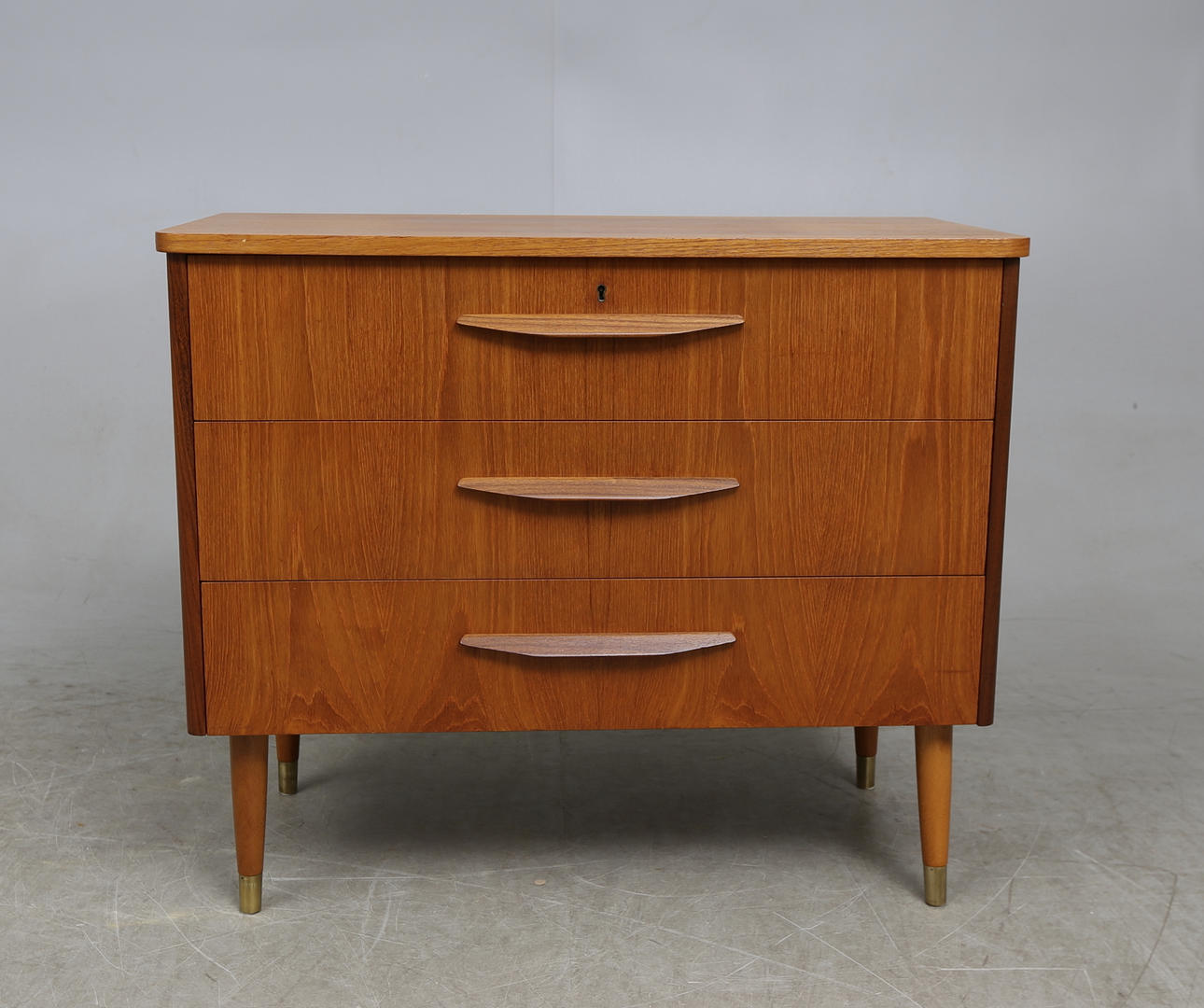 BYRÅ, teak, 1950/60-tal.