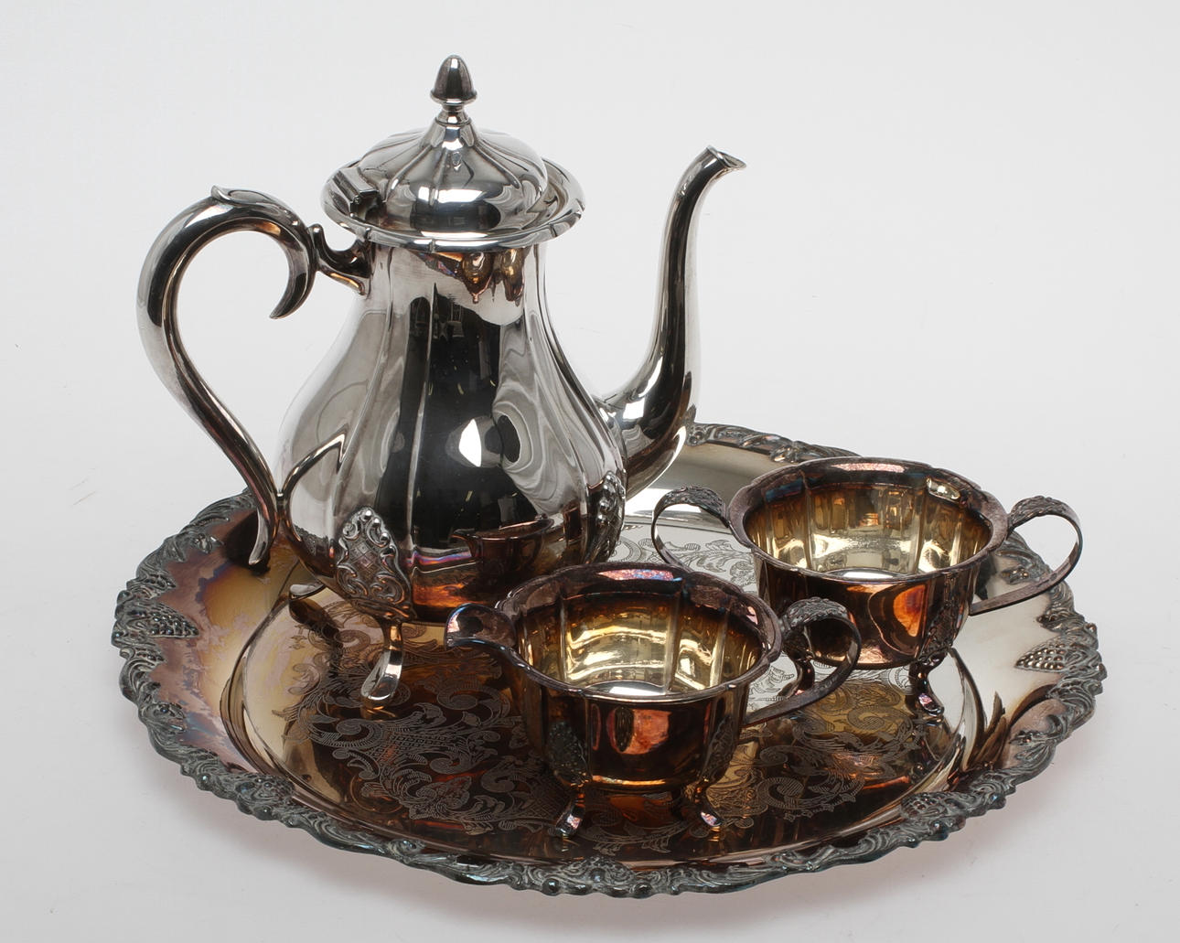 KAFFESERVIS, 3 delar, samt BRICKA, nysilver, 1900-tal.