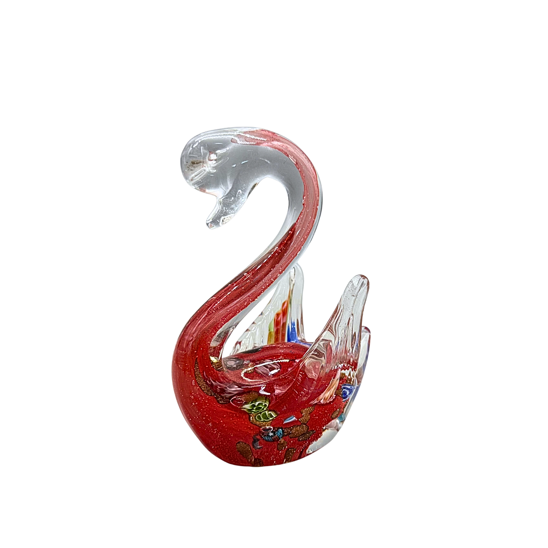 HANDGJORD GLASFIGUR AV EN SVAN