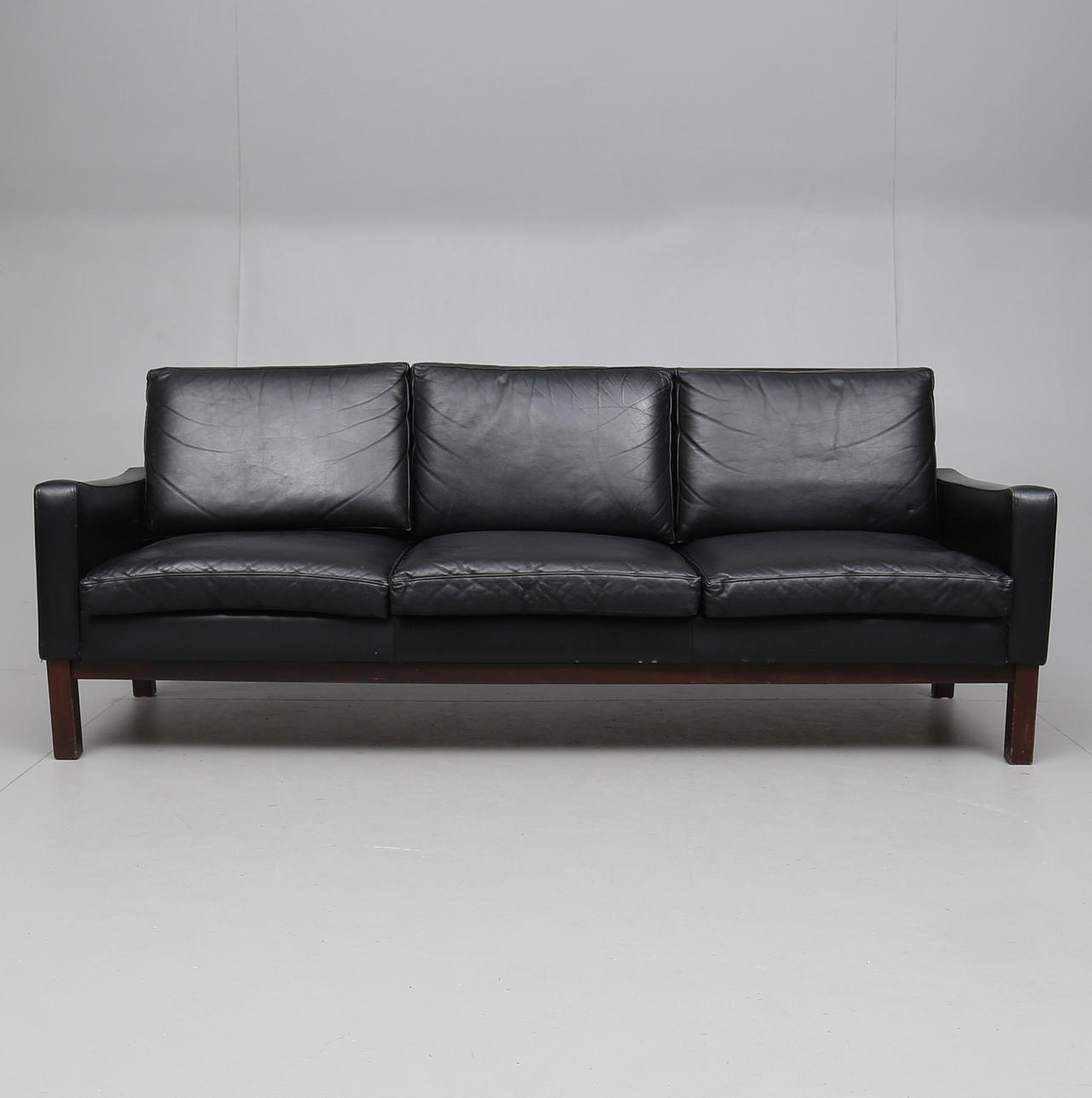 SOFFA, 1900-talets mitt.