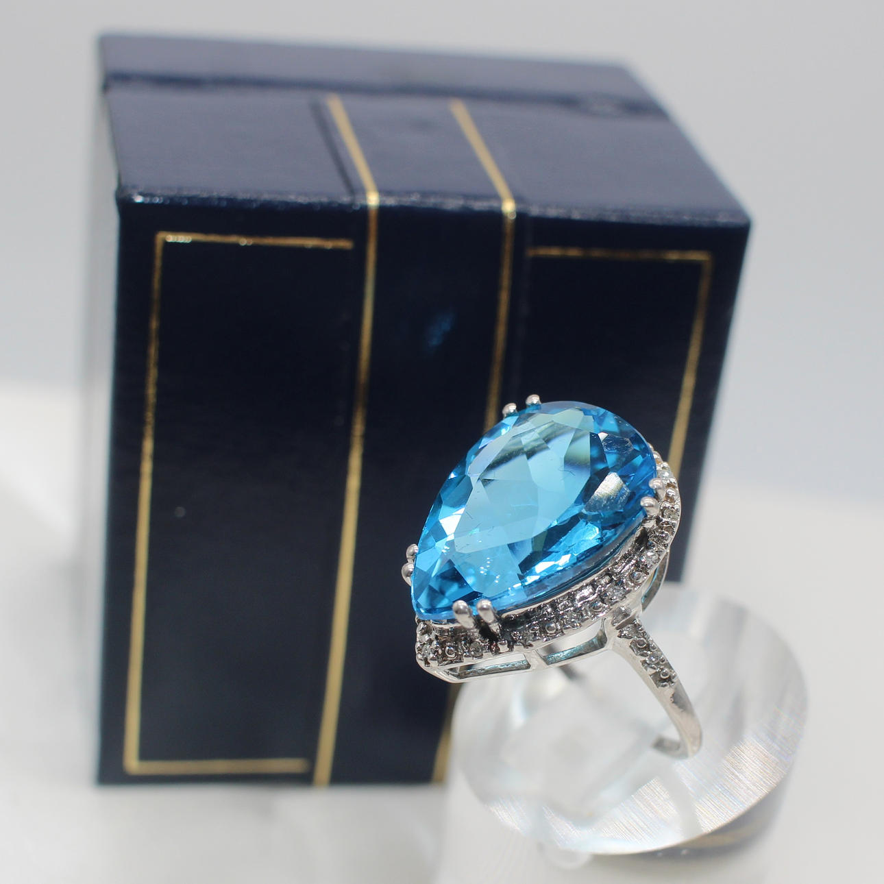 STOR TOPAS- OCH DIAMANTRING.