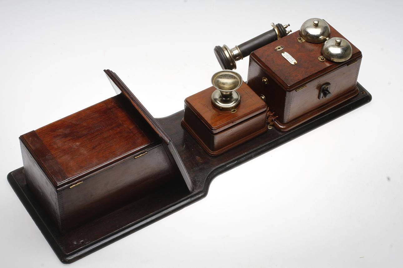 VÄGGTELEFON, Stockholms Bell Telefonaktiebolag, 1880-tal.