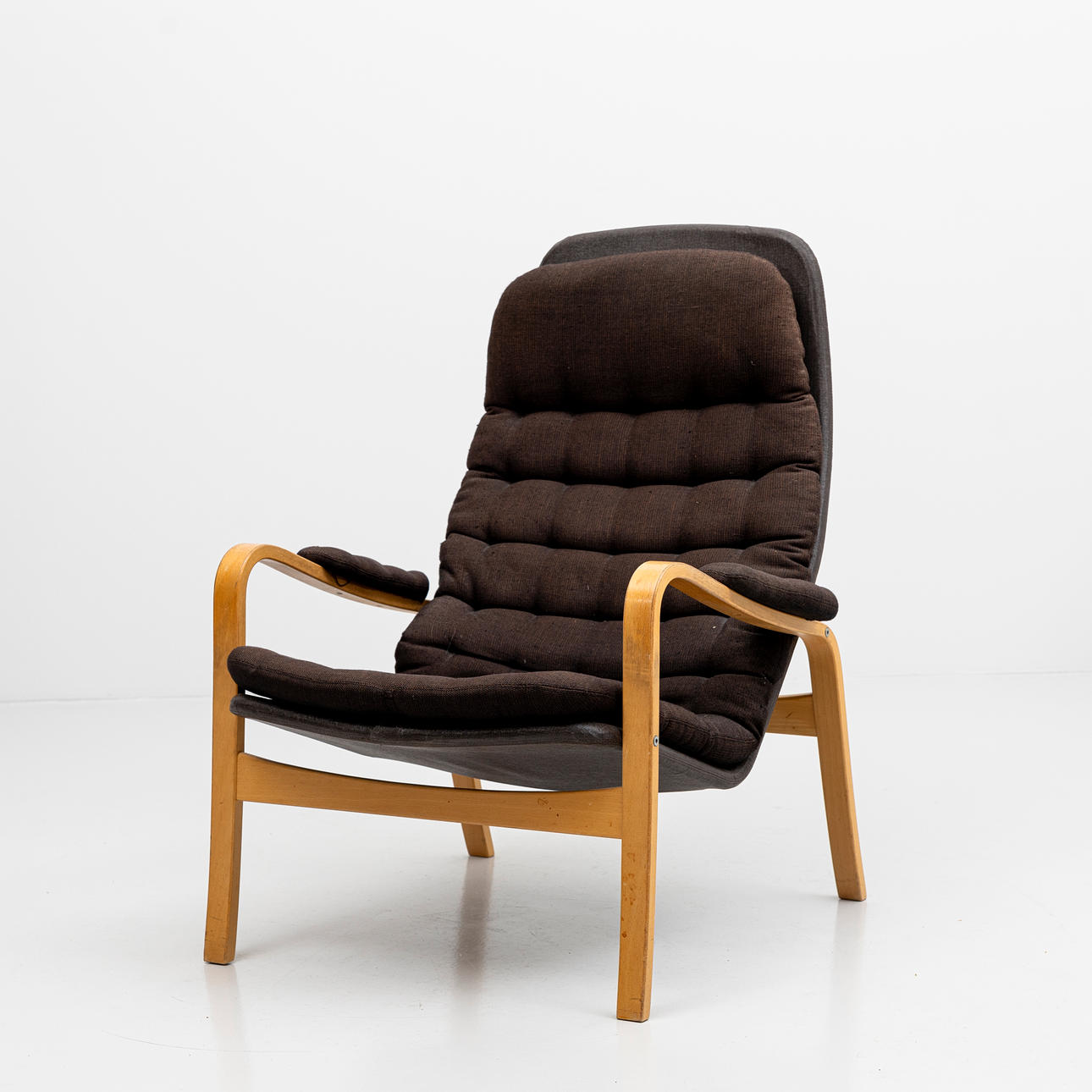 SAM LARSSON. Armchair, Dux, 20th/21st century.